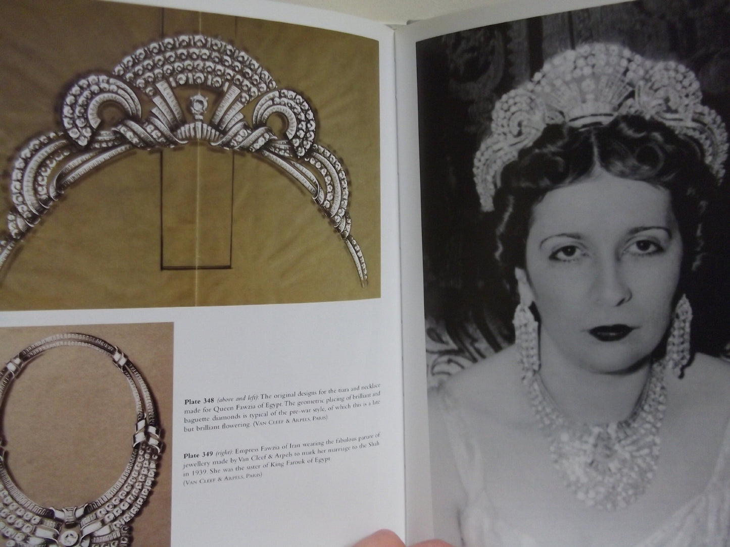 Tiaras - A History of Splendour by Geoffrey C. Munn