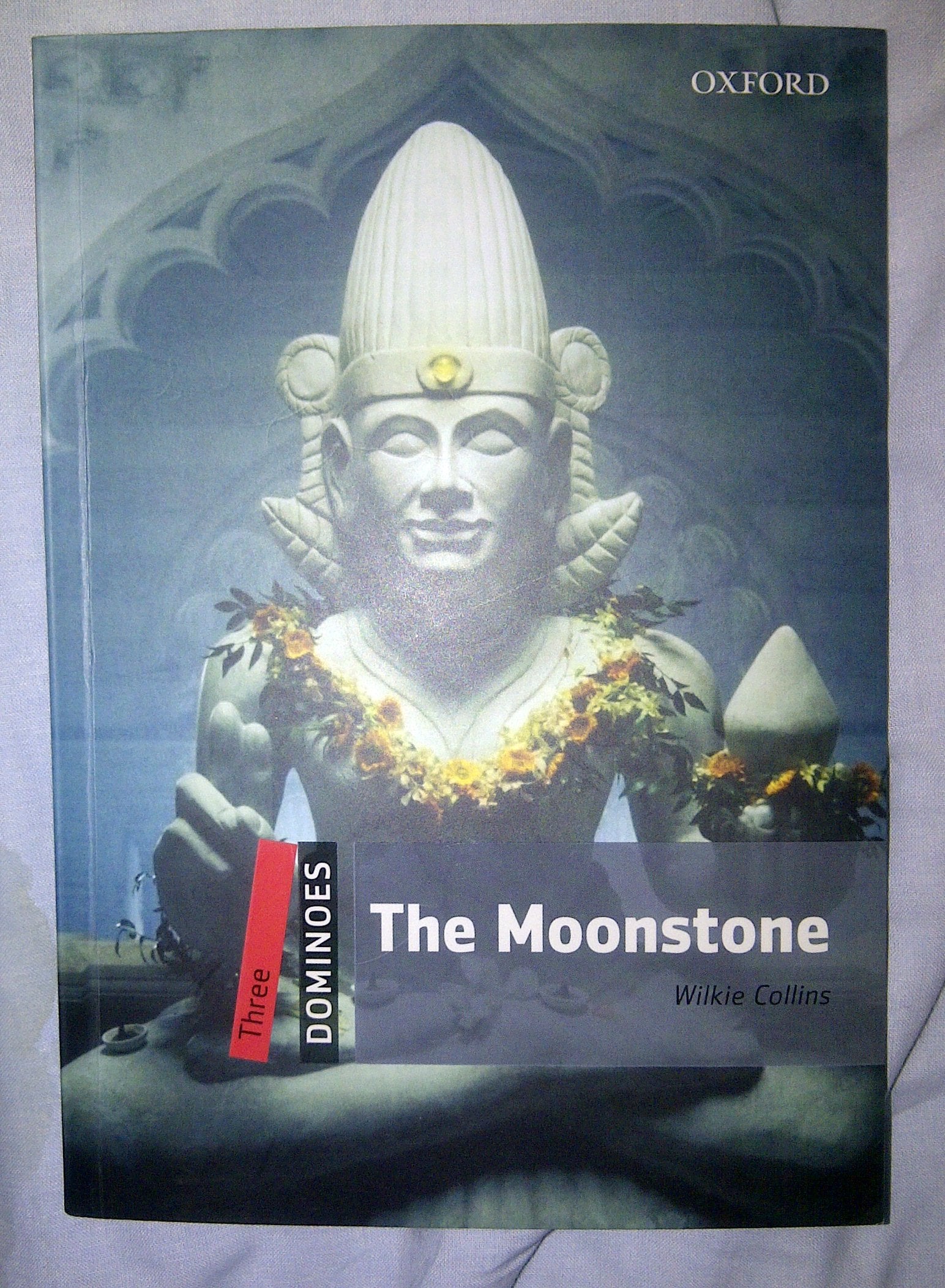Dominoes, New Edition: Level 3: 1,000-Word VocabularyThe Moonstone (Dominoes, Level Three)