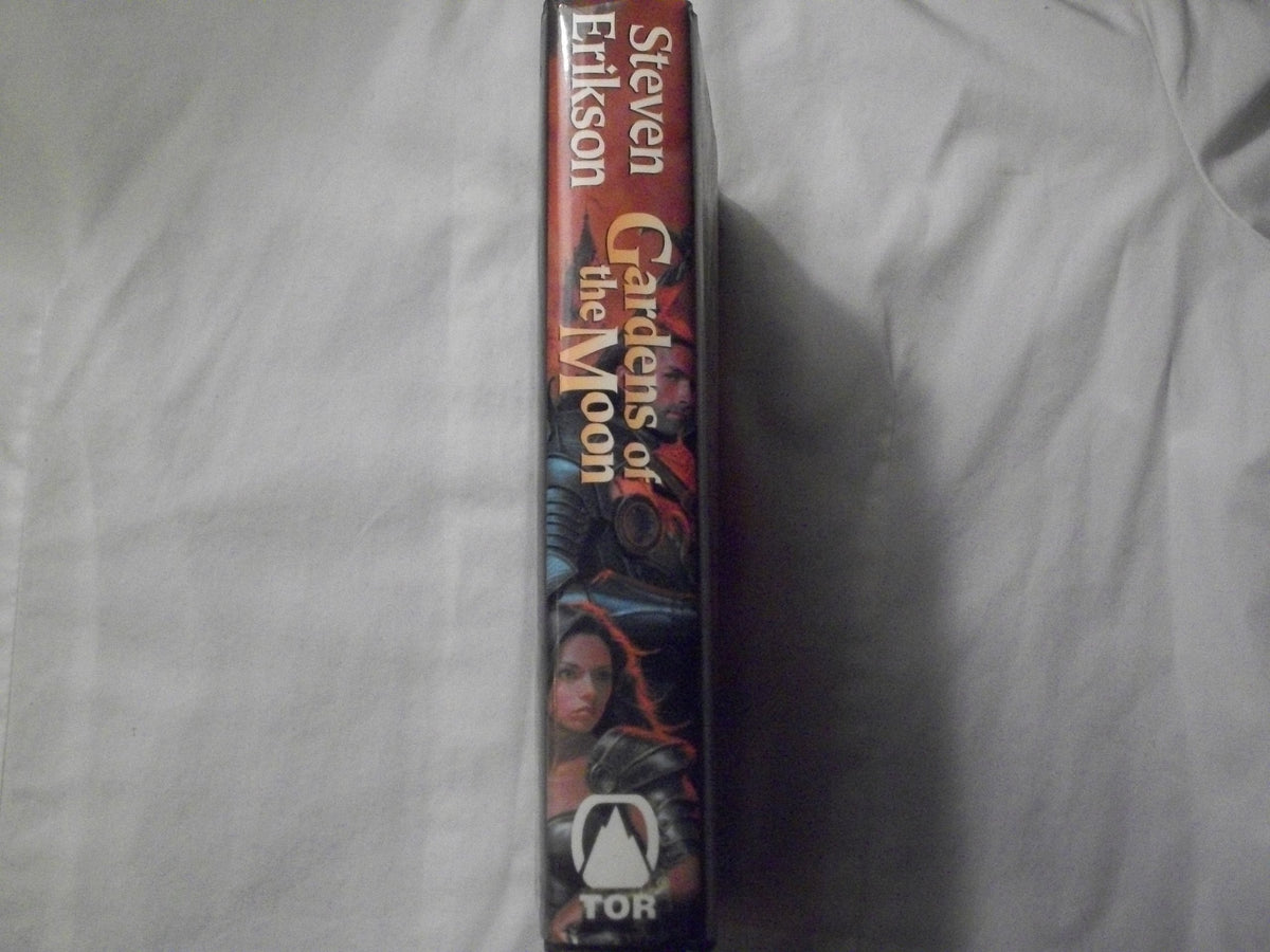 Gardens of the Moon (The Malazan Book of the Fallen, Book 1)