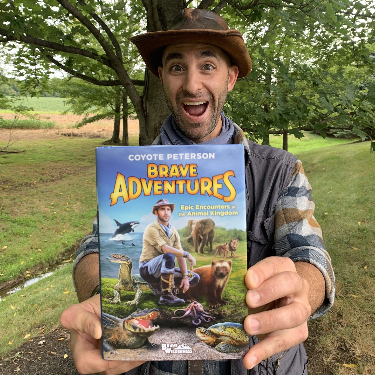 Epic Encounters in the Animal Kingdom (Brave Adventures Vol. 2) (Brave Wilderness, 2)