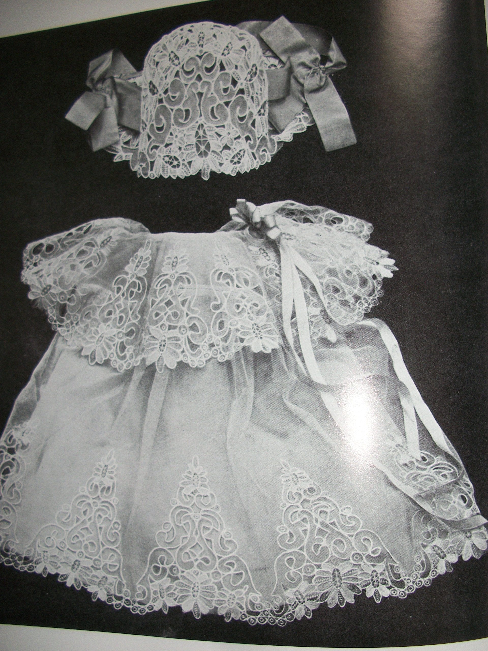 Singer Instructions for Art Embroidery and Lace Work