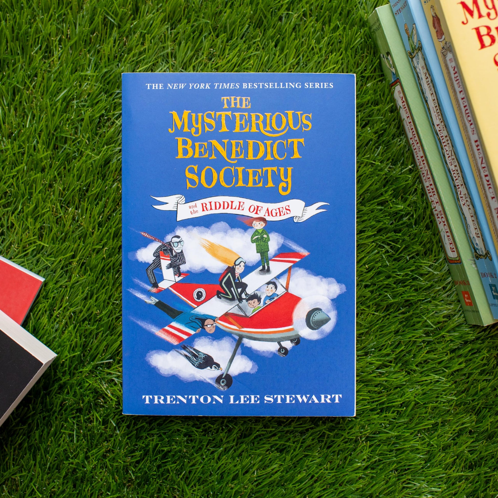 The Mysterious Benedict Society and the Riddle of Ages (The Mysterious Benedict Society, 4)