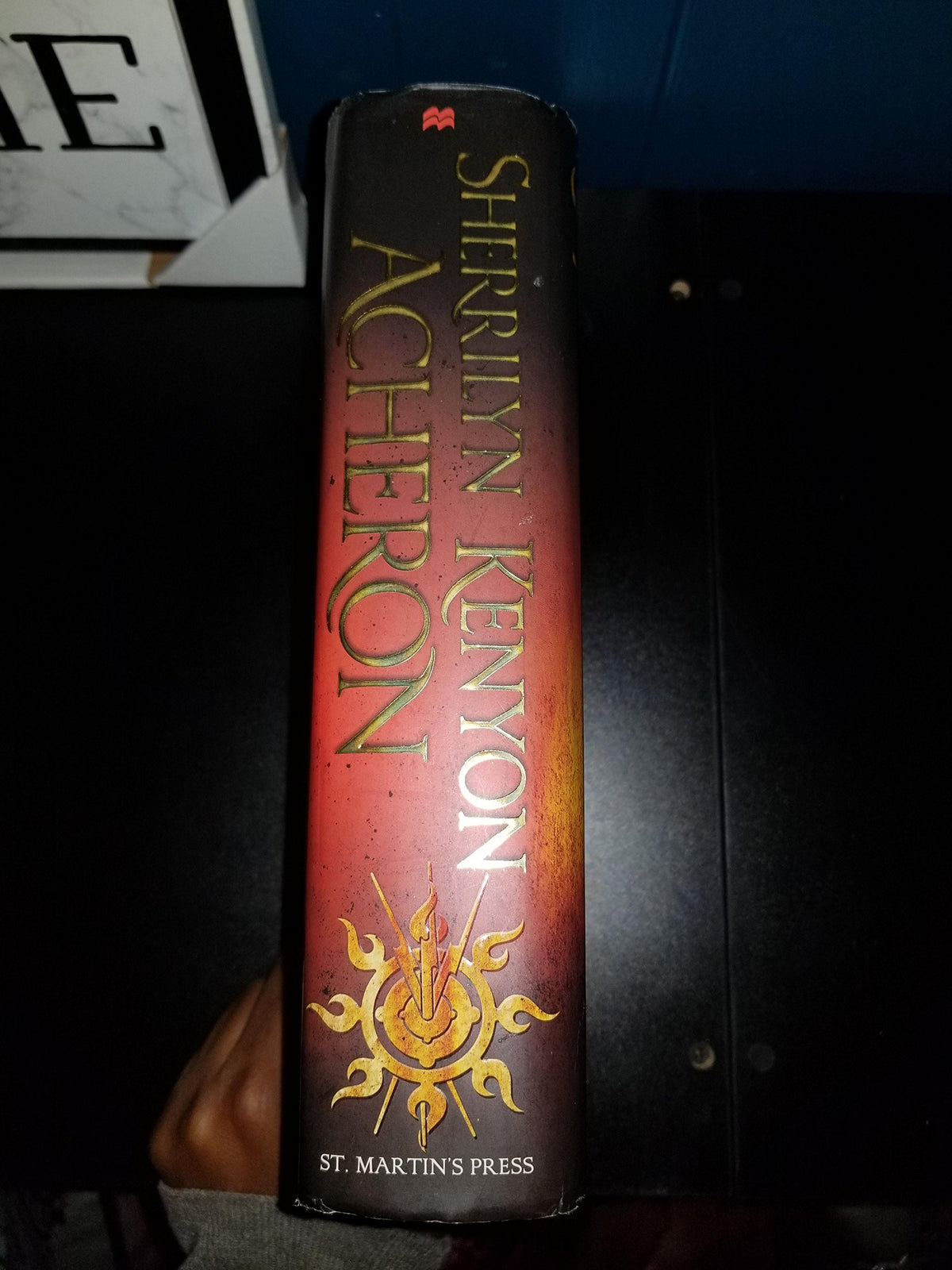 Acheron (Dark-Hunter, Book 12)