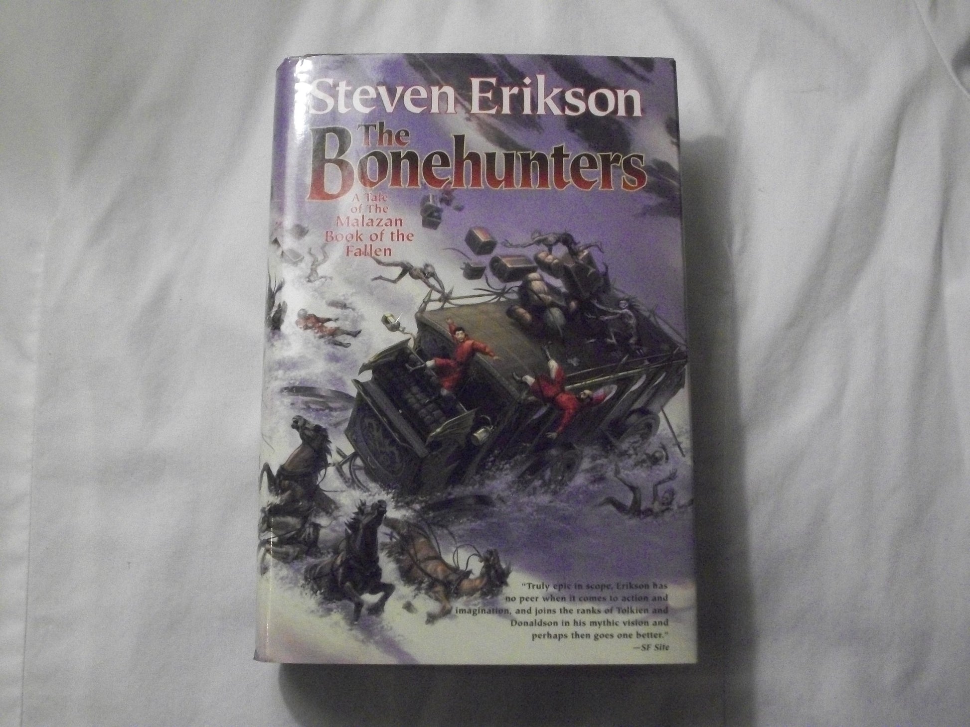 The Bonehunters (The Malazan Book of the Fallen, Book 6)