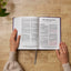 NKJV Giant Print End-of-Verse Reference Bible, Black Leathersoft, Red Letter, Comfort Print (Thumb Indexed): Holy Bible