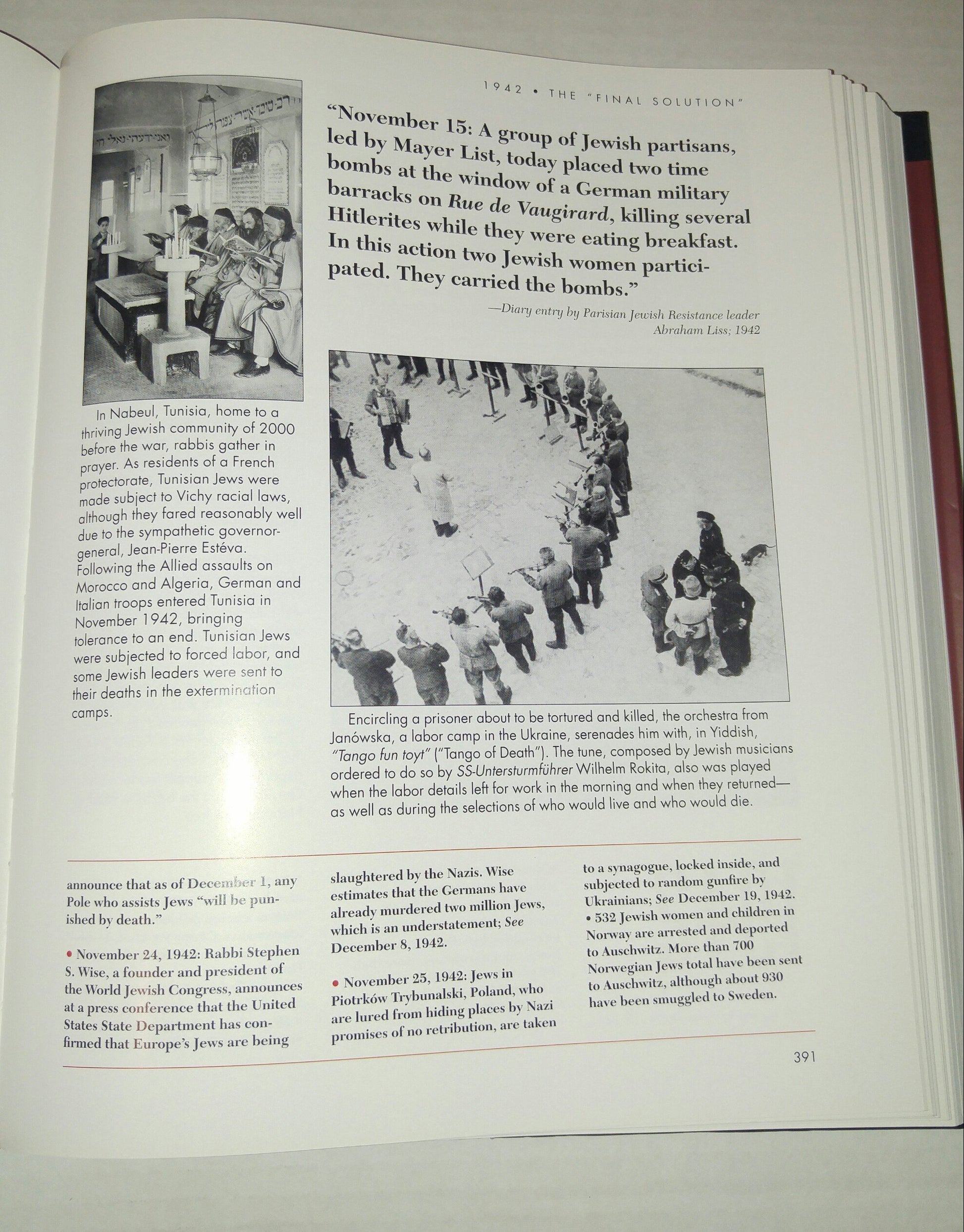The Holocaust Chronicle: A History in Words and Pictures