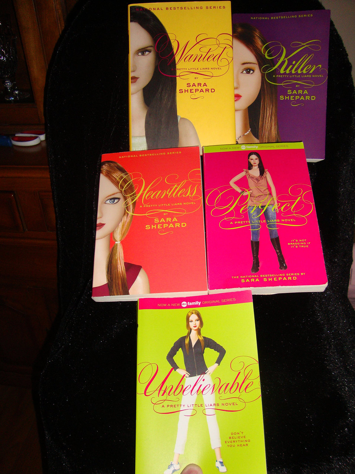 Wanted (Pretty Little Liars, Book 8)
