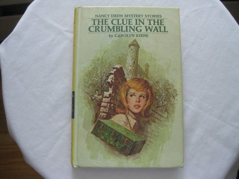 The Clue in the Crumbling Wall (Nancy Drew, Book 22)