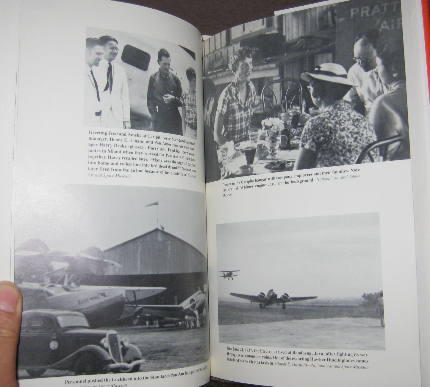 Amelia Earhart: The Final Story by Loomis, Vincent V.