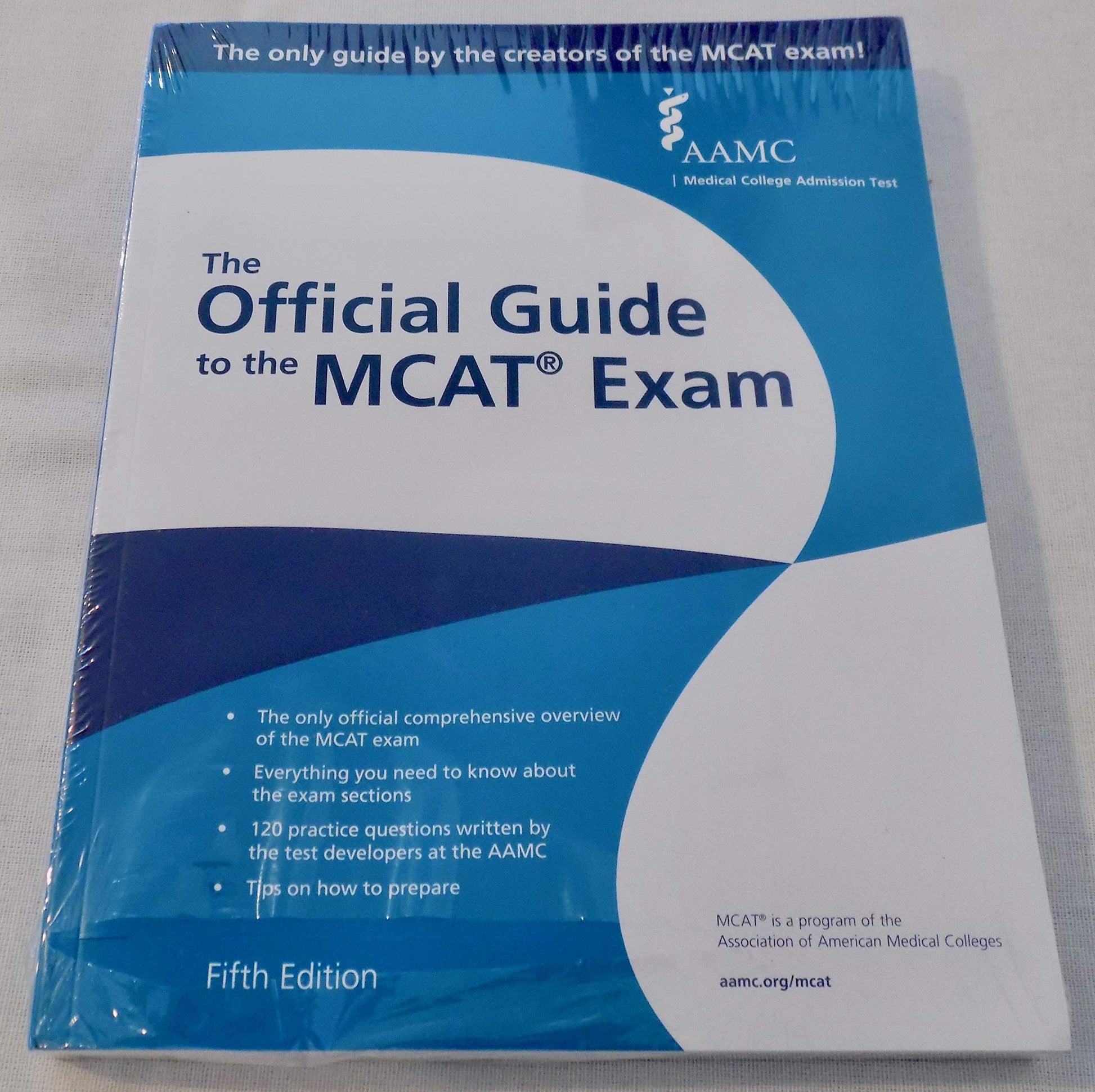 MCAT - The Official Guide to the MCAT Exam, Fifth Edition
