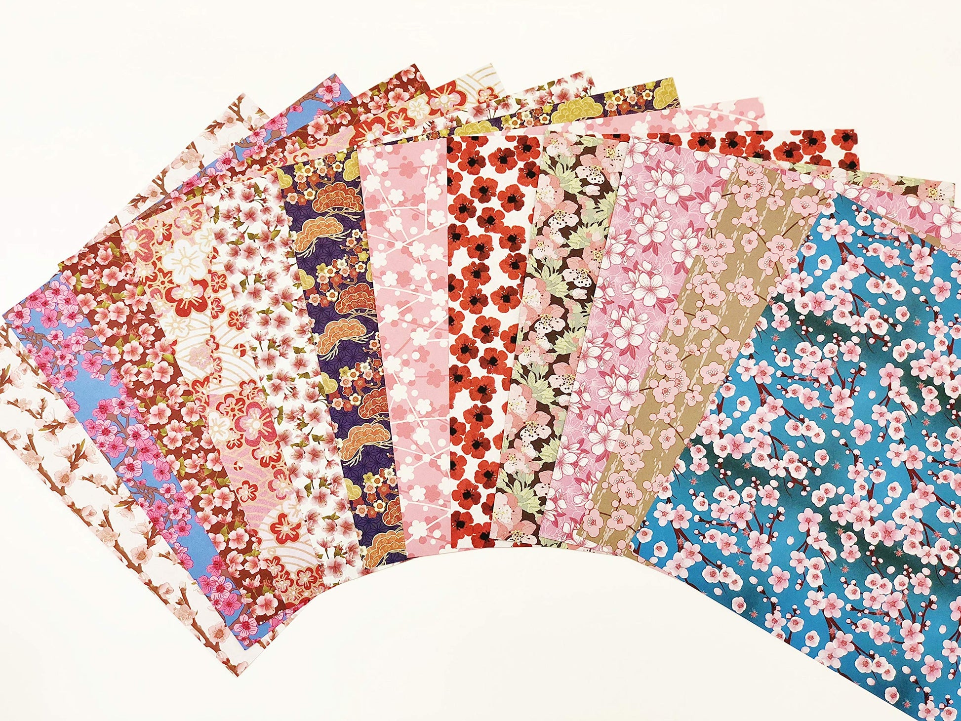 Origami Paper 200 sheets Cherry Blossoms 6" (15 cm): Tuttle Origami Paper: Double Sided Origami Sheets Printed with 12 Different Designs (Instructions for 6 Projects Included)