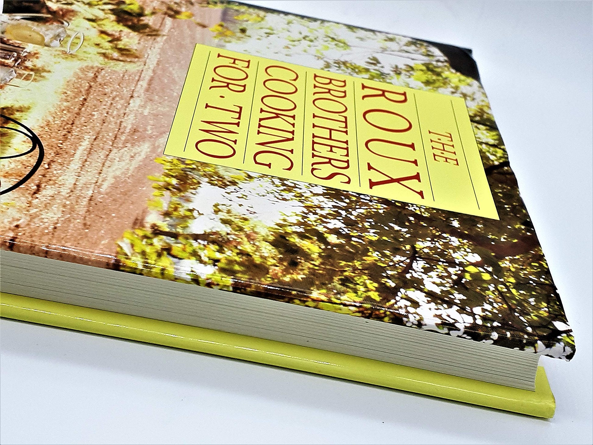 The Book of Beads: A Practical and Inspirational Guide to Beads and Jewelry Making