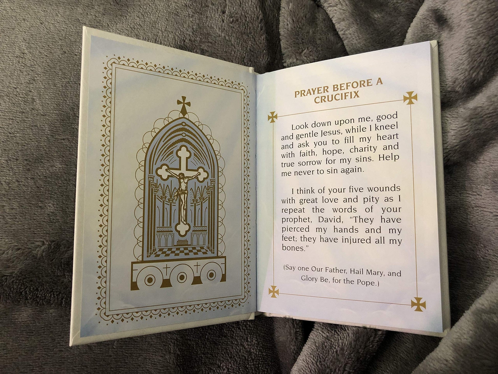 Remembrance of My First Holy Communion-Girl-White Edges: Marian Children's Mass Book