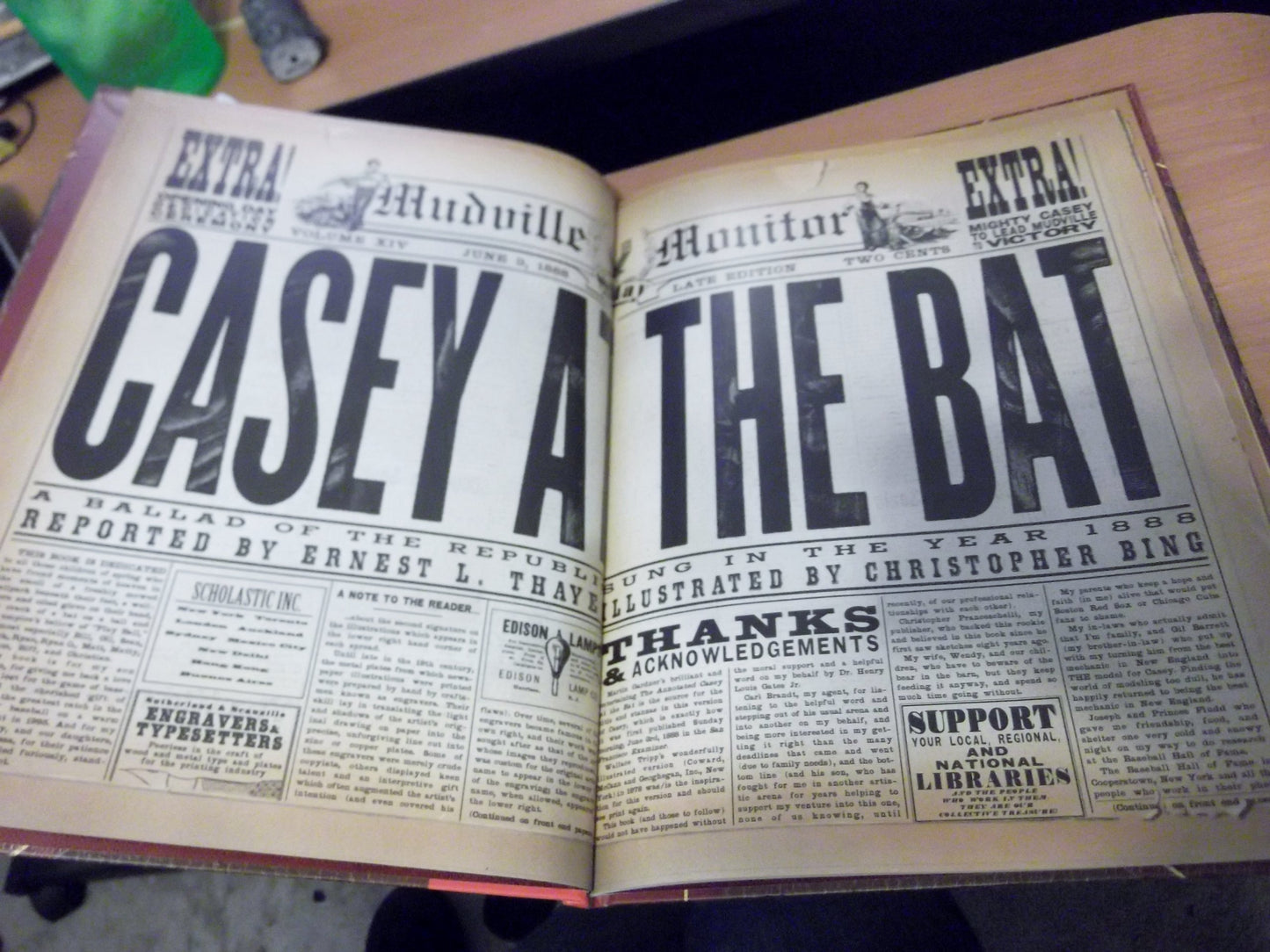 Casey at the Bat: A Ballad of the Republic Sung in the Year 1888 (Caldecott Honor Book)