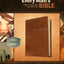 Every Man's Bible NLT, Deluxe Messenger Edition (LeatherLike, Brown)