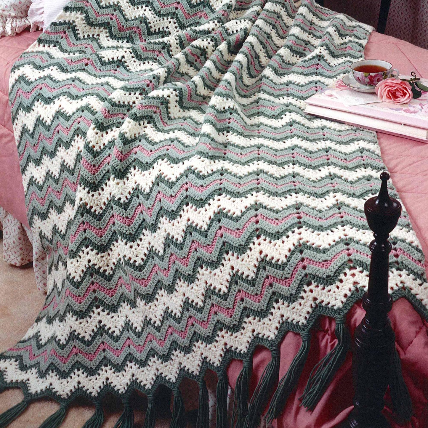 Rippling Effects-16 Ripple Afghans that are Quick and Fun to Create
