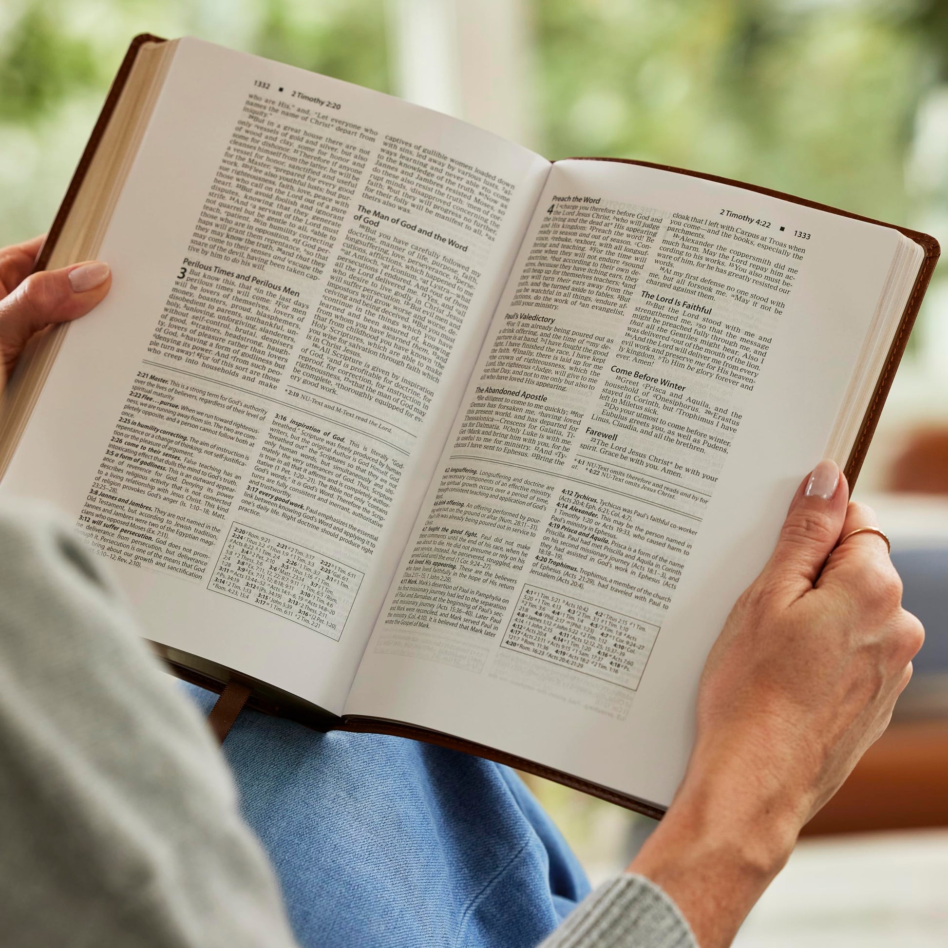 NKJV Foundation Study Bible, Wide-Margin, Brown Leathersoft, Red Letter