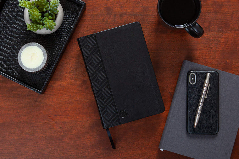 The Passion Translation New Testament (2020 Edition) Black: With Psalms, Proverbs, and Song of Songs (Faux Leather) - A Perfect Gift for Confirmation, Holidays, and More — back cover