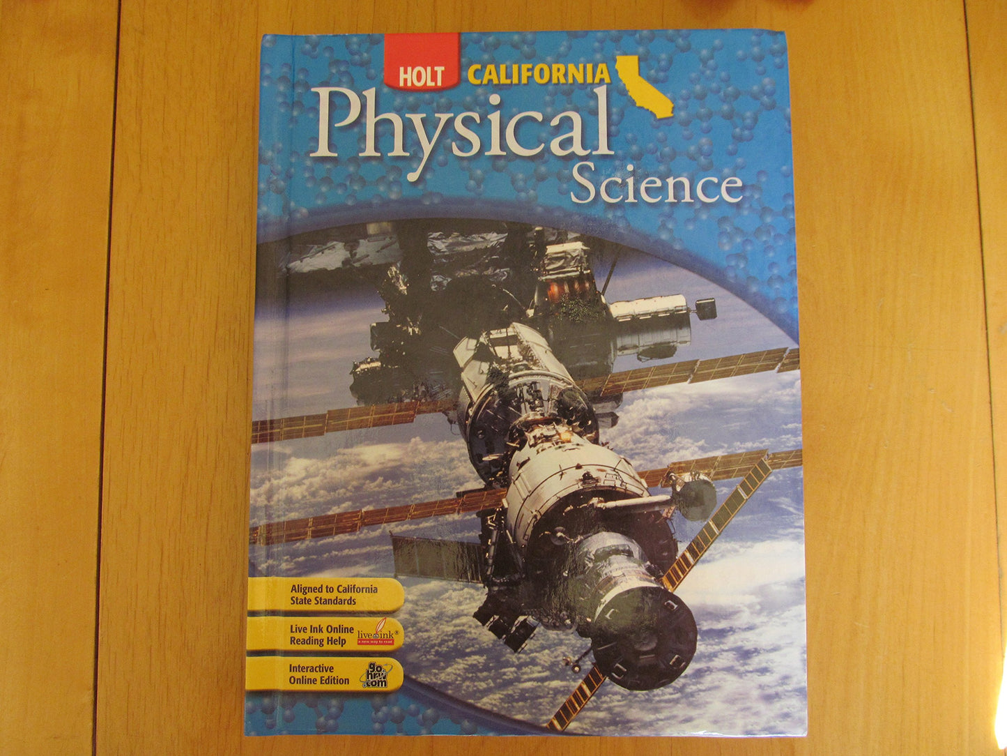 Holt Science & Technology: Student Edition Grade 8 Physical Science 2007
