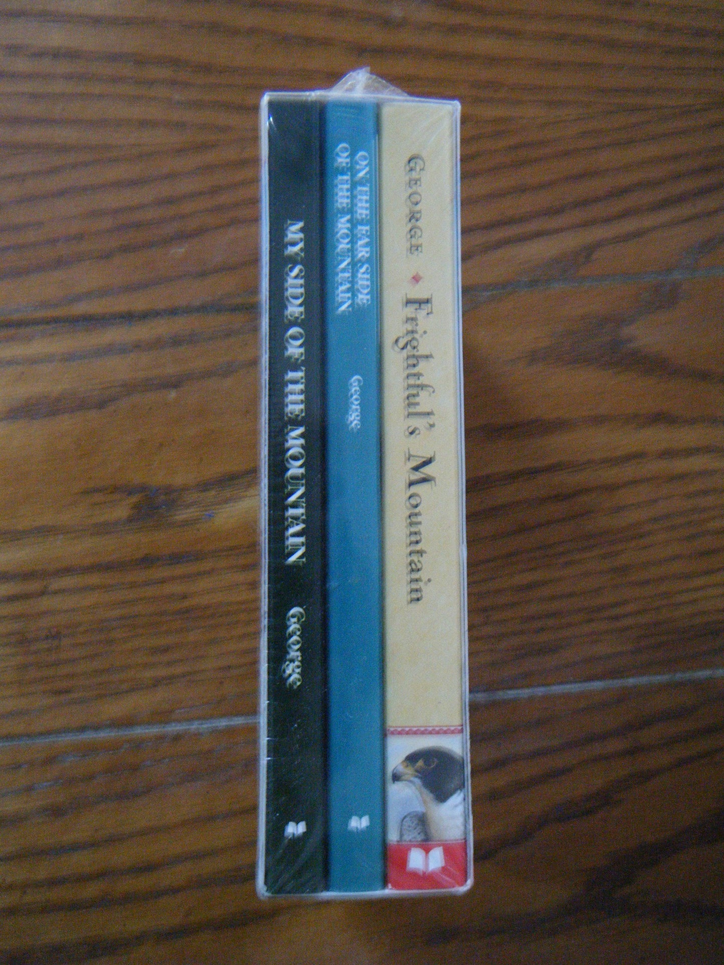 My Side of the Mountain Trilogy: My Side of the Mountain / O