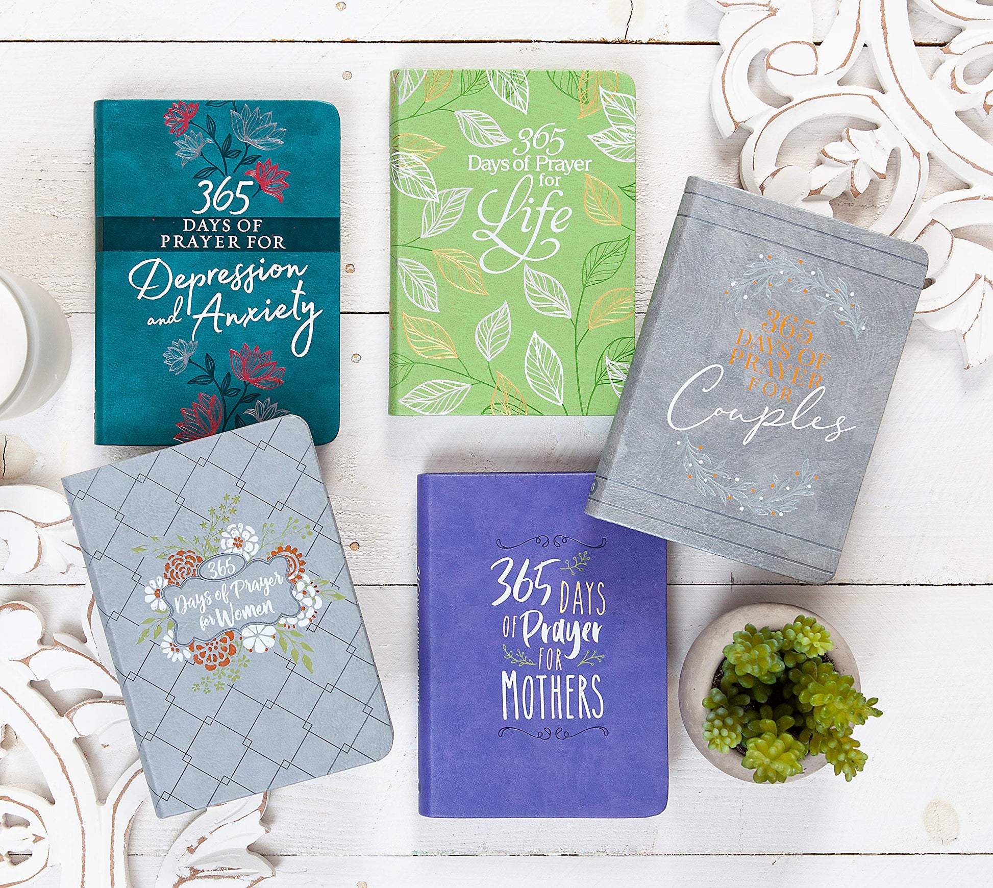 365 Days of Prayer for Women (Imitation Leather) - Guided Prayers and Daily Devotions for Women, Perfect Gift for Mothers Day, Birthdays, and More