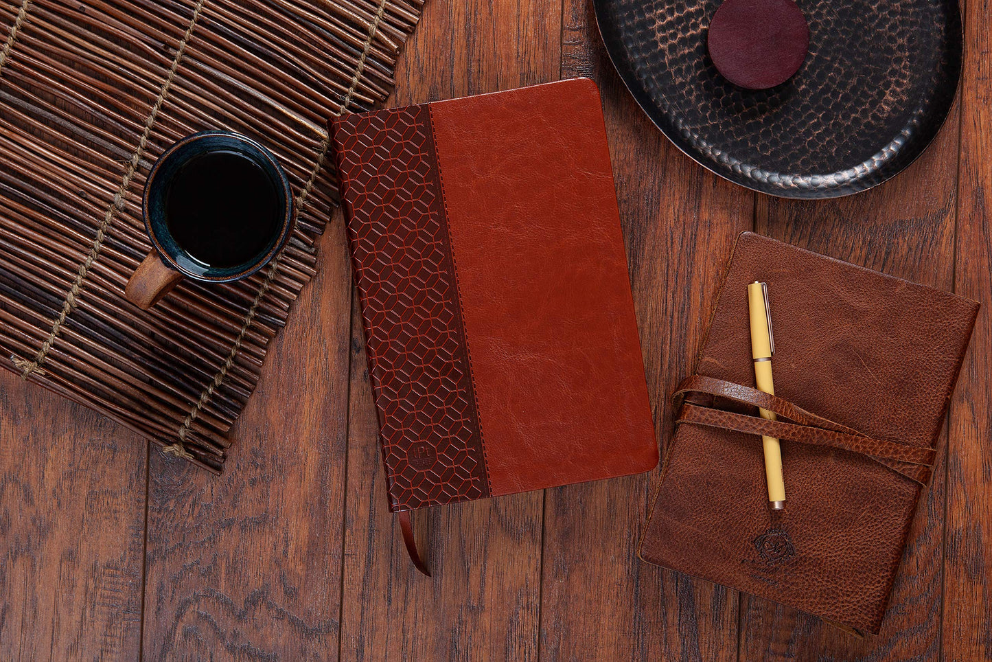 The Passion Translation New Testament (2020 Edition) Large Print Brown: With Psalms, Proverbs, and Song of Songs (Faux Leather) - A Perfect Gift for Confirmation, Holidays, and More