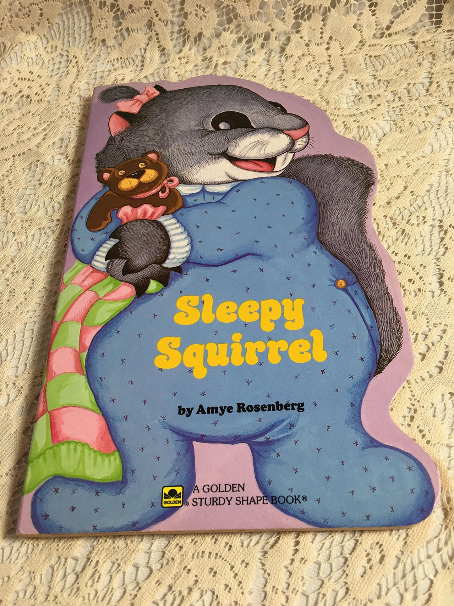 Sleepy Squirrel (Golden Books)