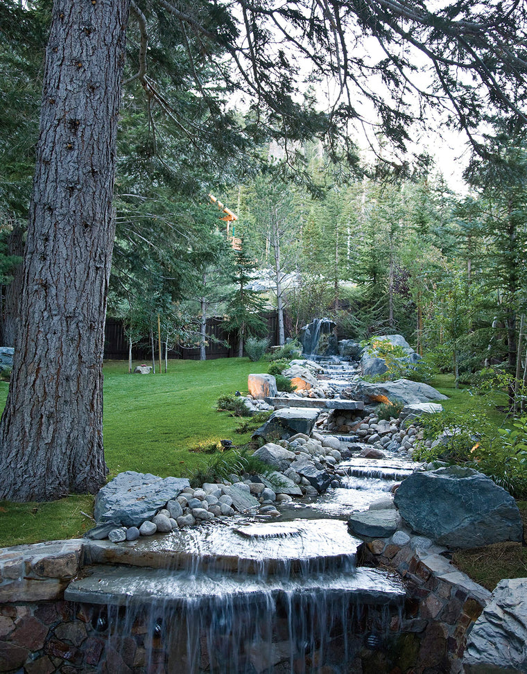 Landscaping with Stone, 2nd Edition: Create Patios, Walkways, Walls, and Other Landscape Features (Creative Homeowner) Over 300 Photos & Illustrations; Learn to Plan, Design, & Work with Natural Stone — back cover