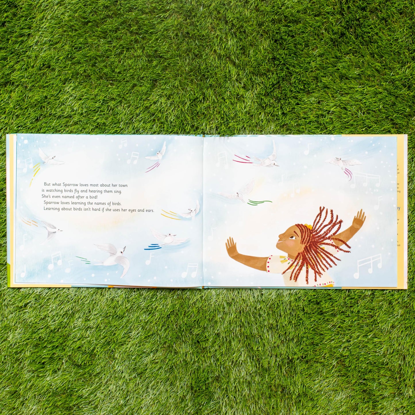 Sparrow Loves Birds (Sparrow Loves Animals, 1)