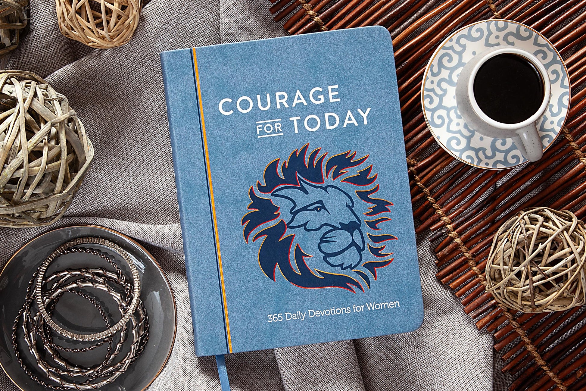 Courage for Today: 365 Daily Devotions for Women - Empowering Stories of Men and Women from the Bible