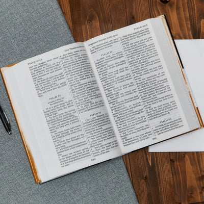 KJV, Pew Bible, Large Print, Hardcover, Blue, Red Letter, Co