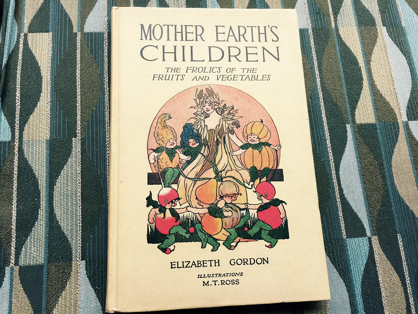 Mother Earth's Children by Gordon, Elizabeth