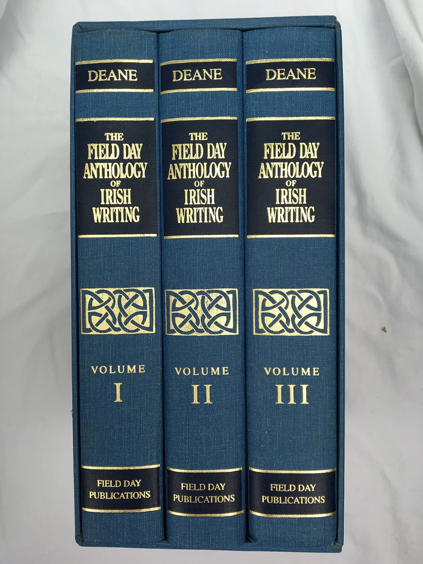Field Day Anthology of Irish Writing by Deane, Seamus
